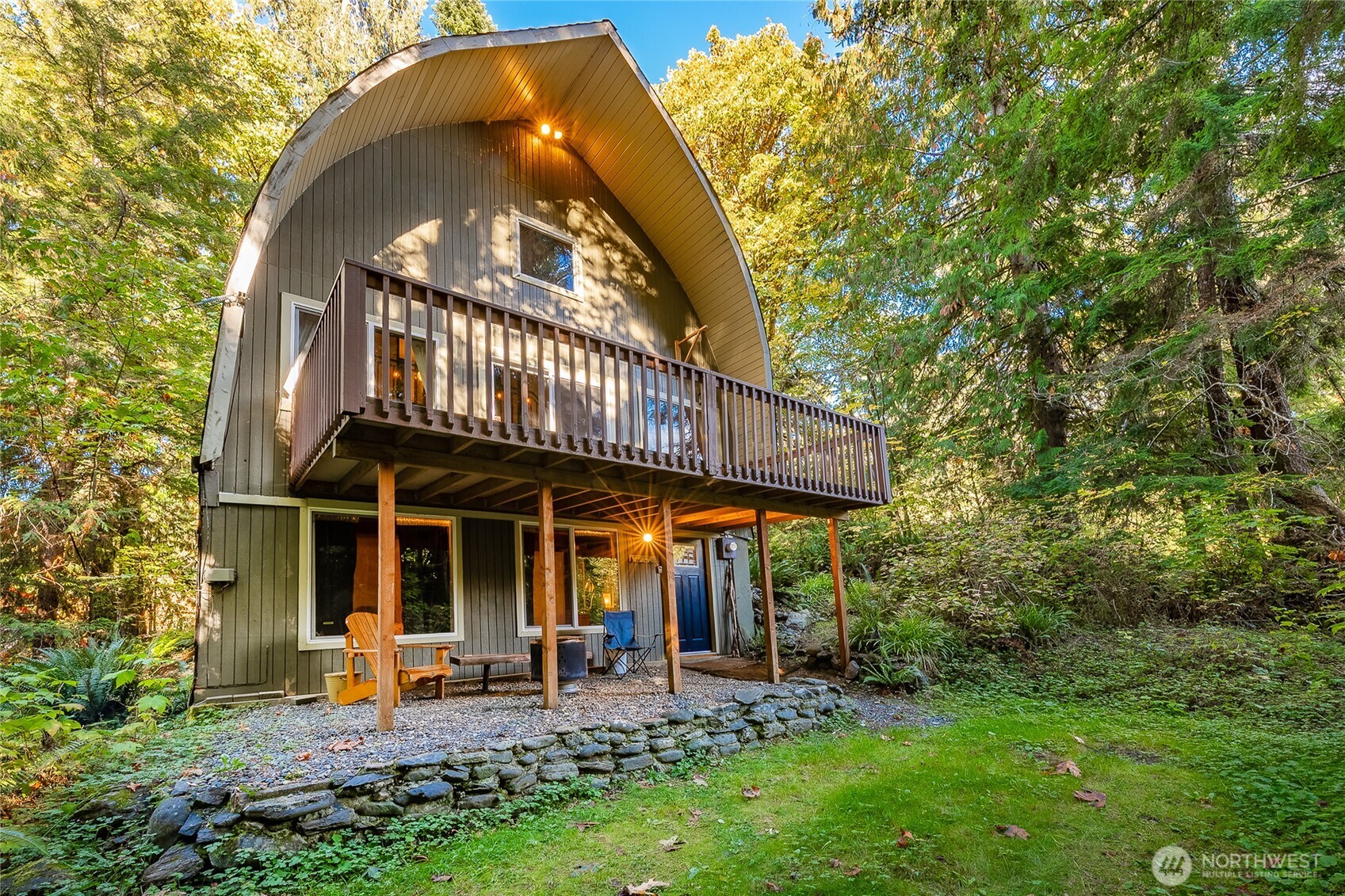 16010 Shuksan Rim Drive Deming, WA 98244 - Photo 2 of 31