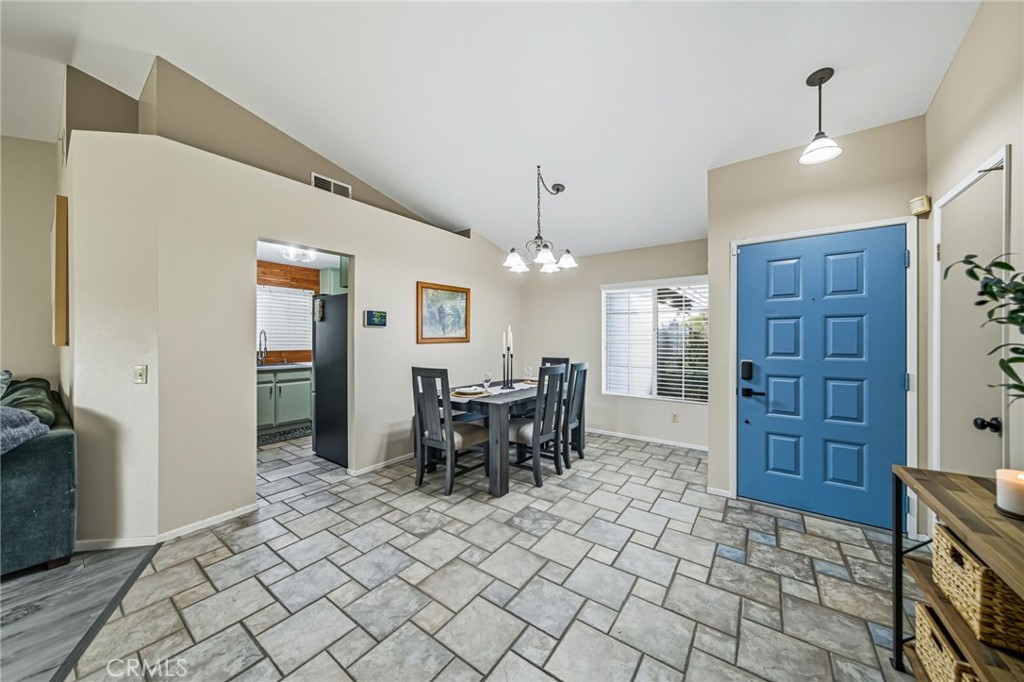29787-29787 Berea Road Menifee, CA 92584 - Photo 12 of 45 a dining room well furnished