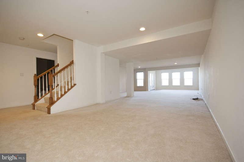 8314 Meadowsweet Road Baltimore, MD 21208 - Photo 19 of 30 Family Room