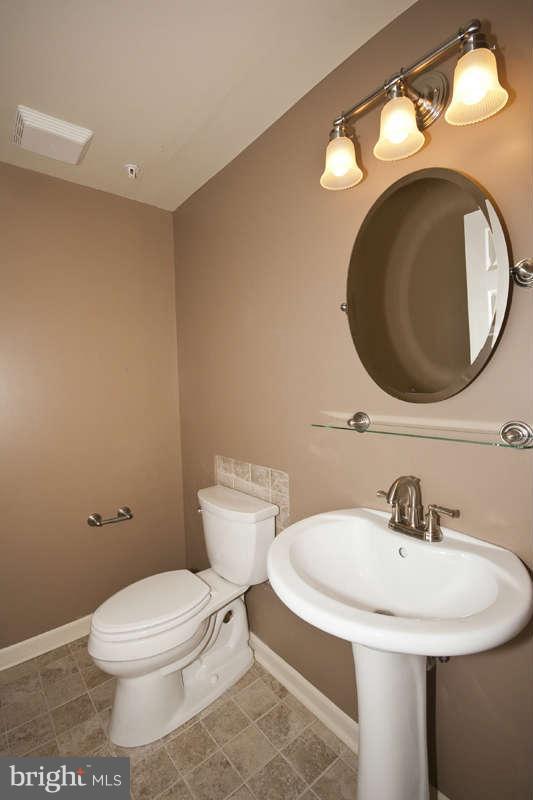 8314 Meadowsweet Road Baltimore, MD 21208 - Photo 23 of 30 Bath