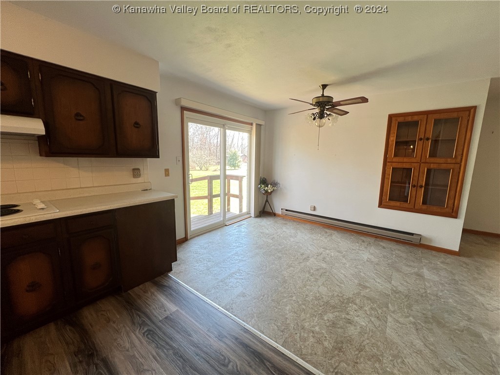 19105 Huntington Road Gallipolis Ferry, WV 25515 - Photo 10 of 29 KITCHEN/DINING