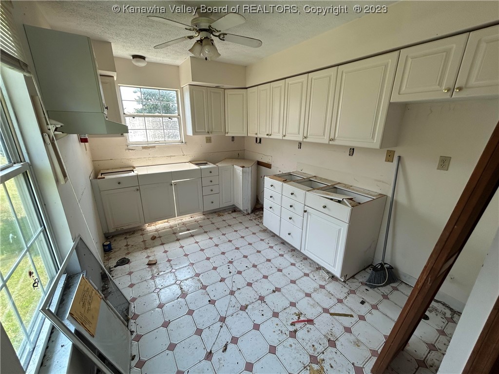 3678 Steele Ridge Road Red House, WV 25168 - Photo 20 of 24 Upper Unit Kitchen