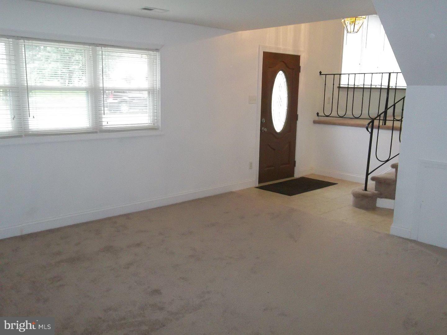 303 Cardinal Road Edgewater Park, NJ 08010 - Photo 11 of 18