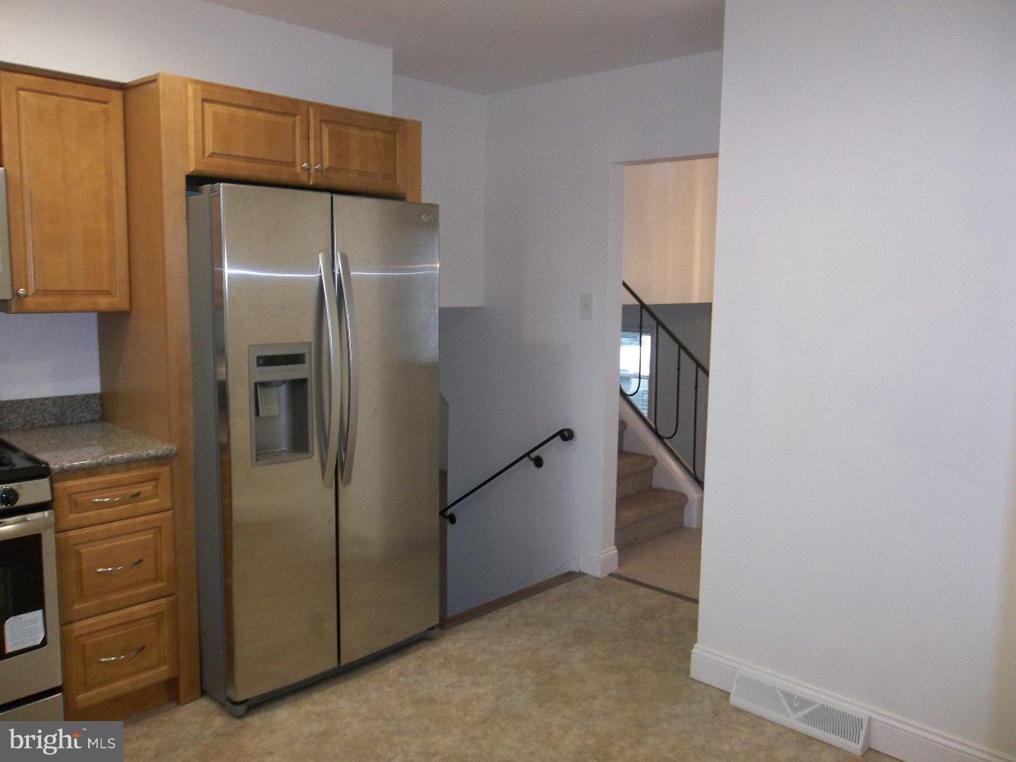303 Cardinal Road Edgewater Park, NJ 08010 - Photo 6 of 18