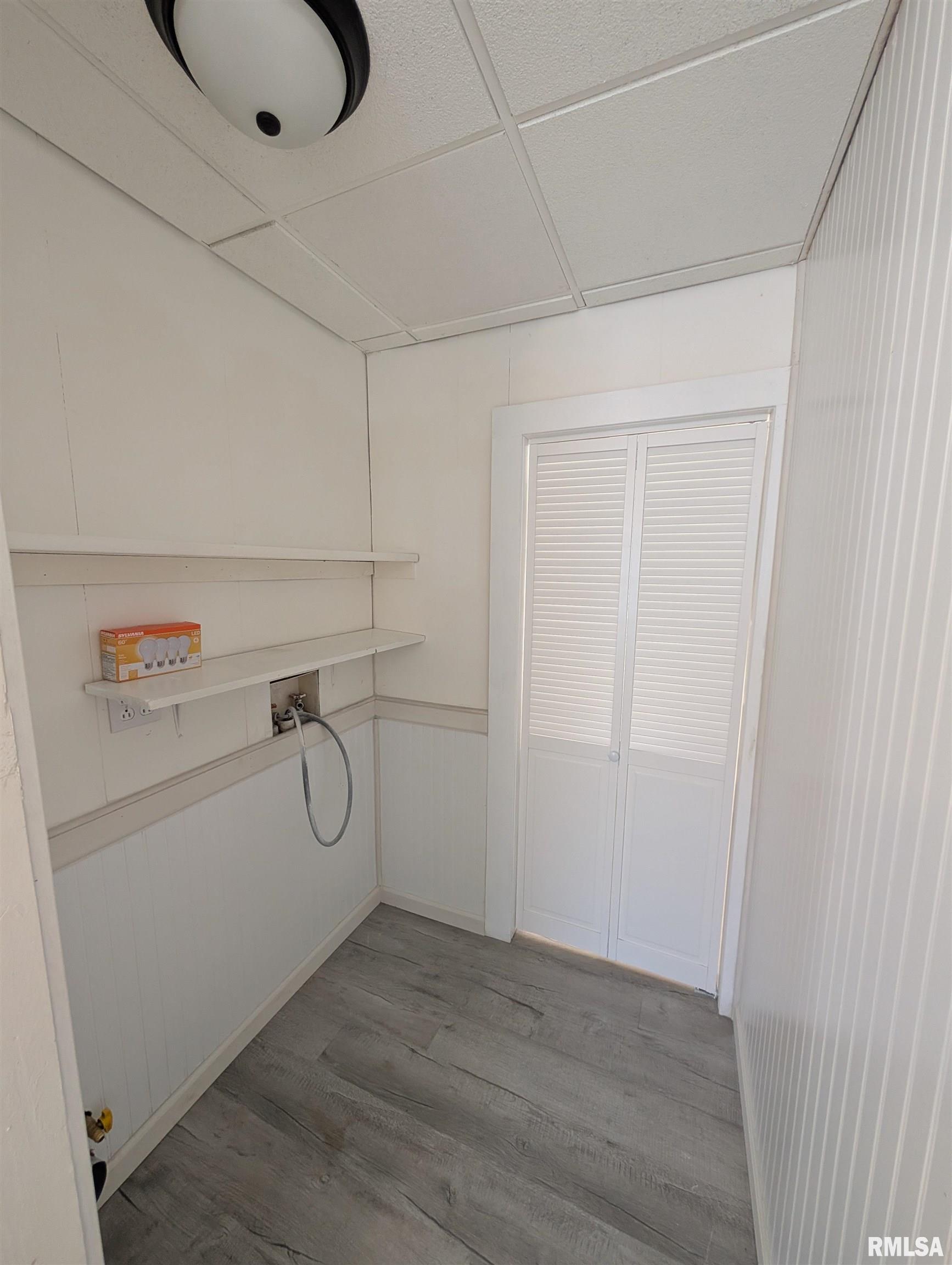 944 East Walnut Street Canton, IL 61520 - Photo 12 of 48