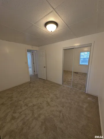 $90,000 | 944 East Walnut Street, Canton, IL 61520