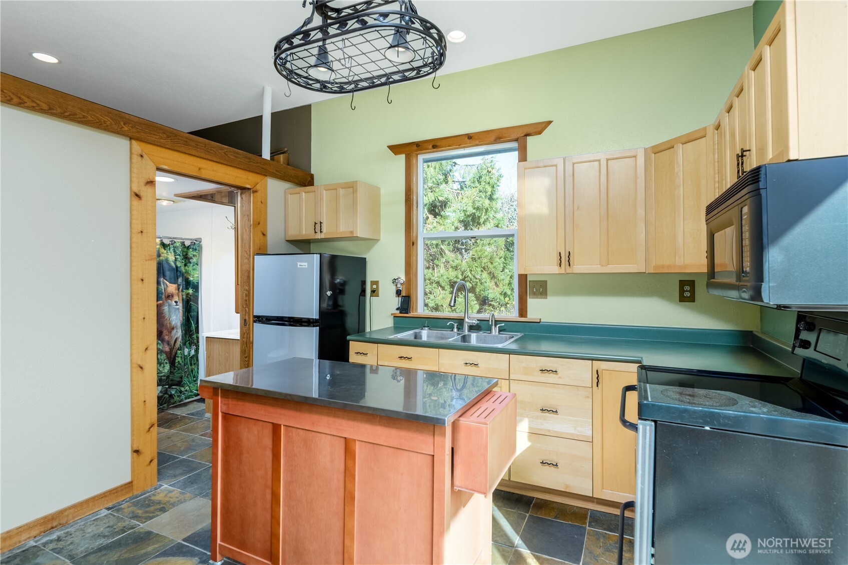51 Gunn Road Port Angeles, WA 98362 - Photo 11 of 40 Gallery Image 11