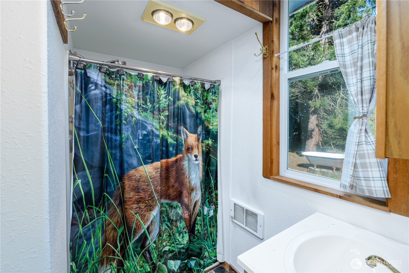 51 Gunn Road Port Angeles, WA 98362 - Photo 12 of 40 Gallery Image 12