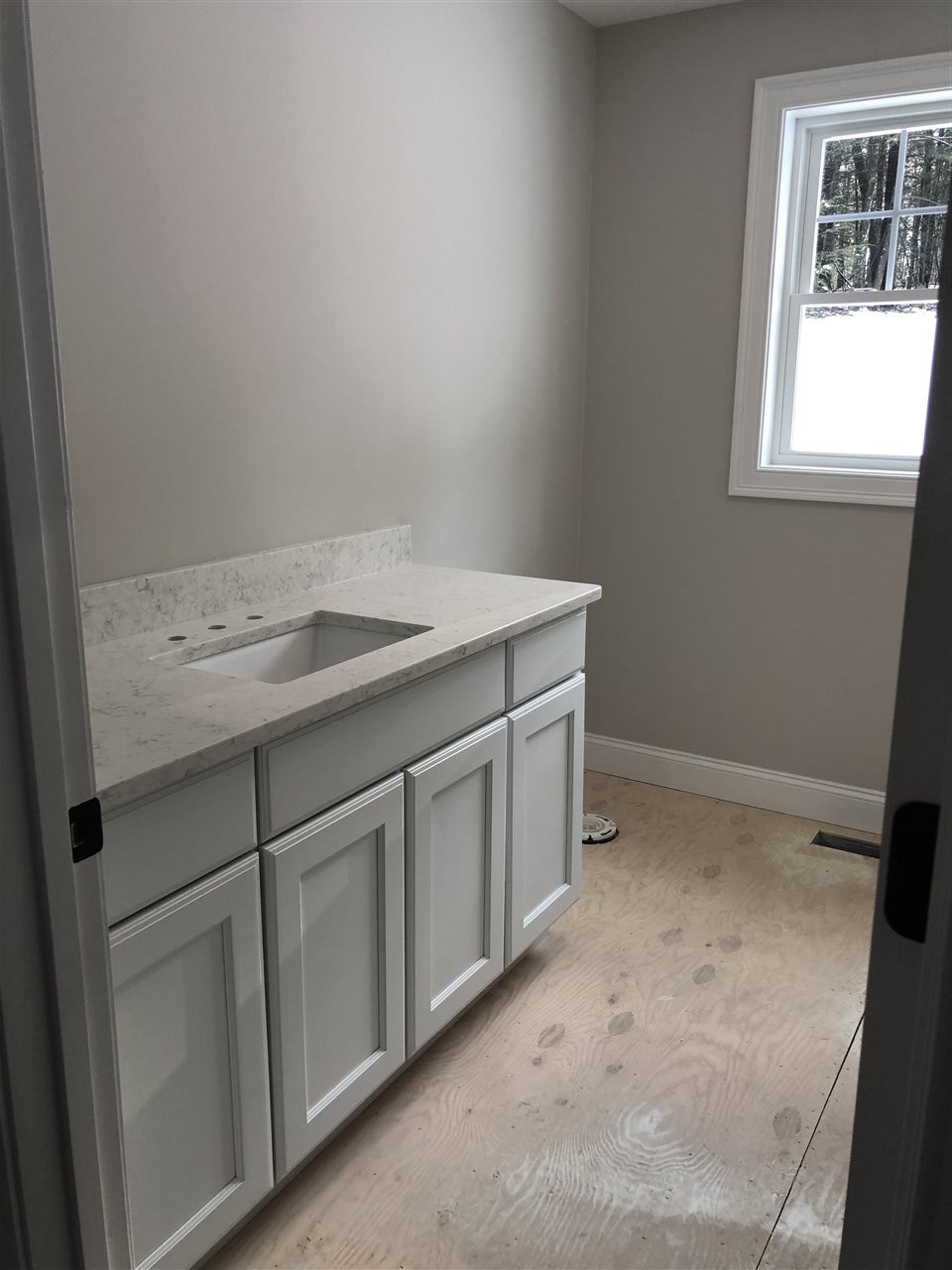 21 Hayden Road Pelham, NH 03076 - Photo 16 of 26