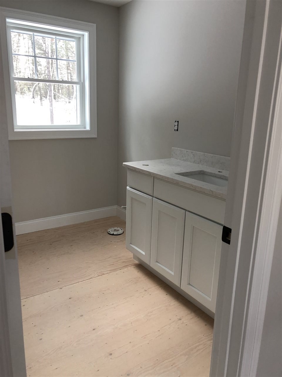 21 Hayden Road Pelham, NH 03076 - Photo 19 of 26