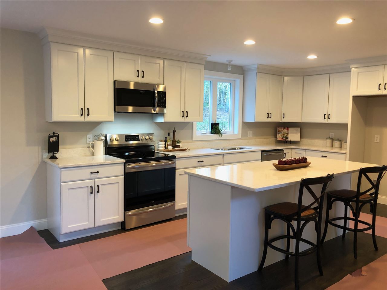 21 Hayden Road Pelham, NH 03076 - Photo 3 of 26