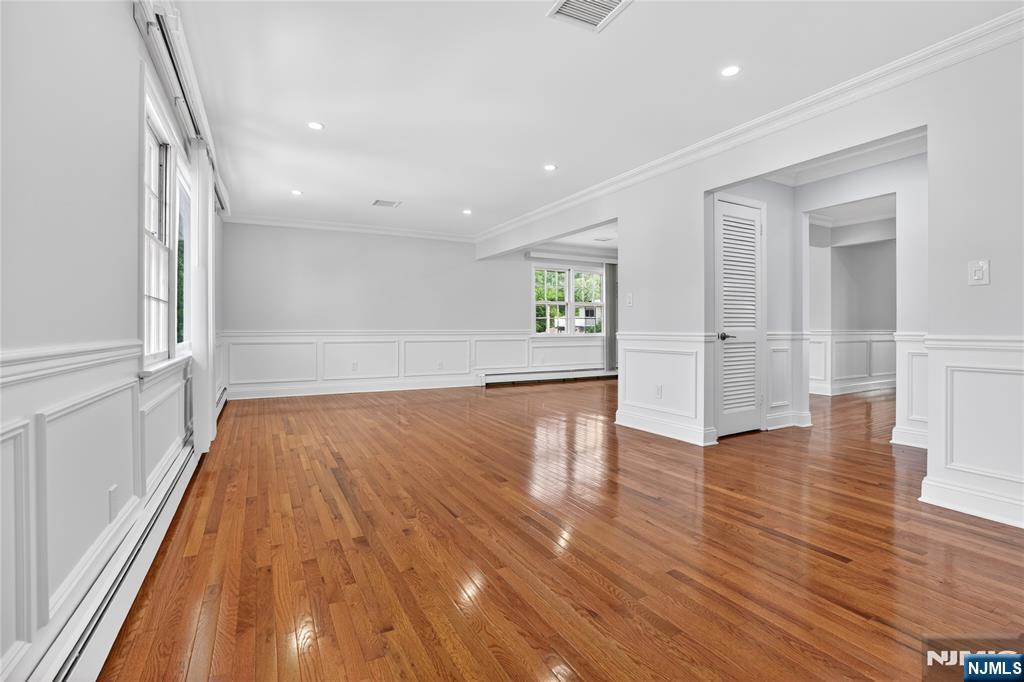 28 1st Street Wallington, NJ 07057 - Photo 15 of 42
