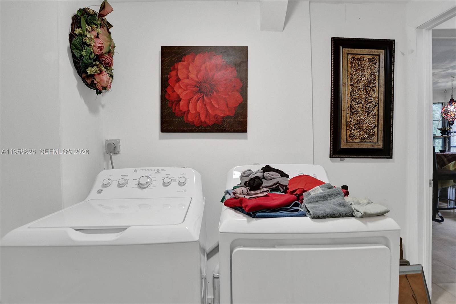 3255 Southwest 60th Avenue Miami, FL 33155 - Photo 13 of 42