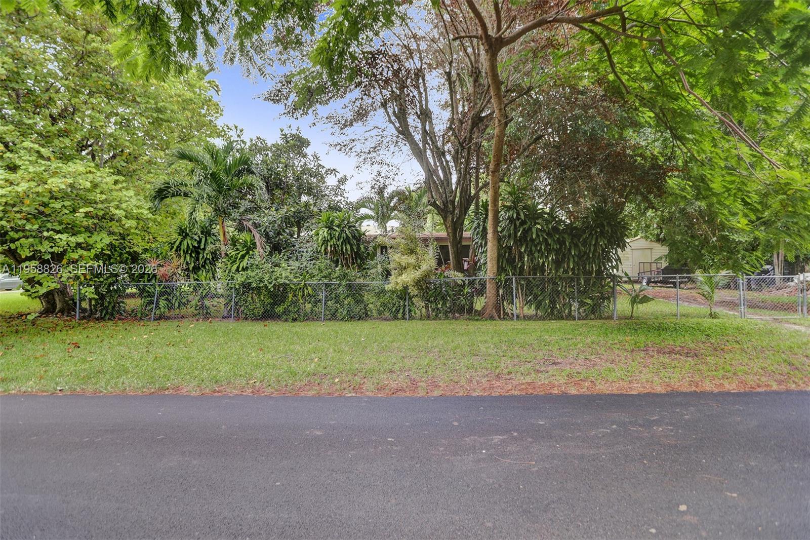 3255 Southwest 60th Avenue Miami, FL 33155 - Photo 5 of 42 a view of outdoor space and yard