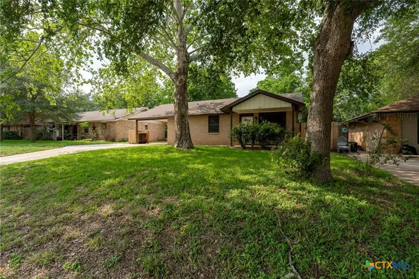 $215,000 | 903 Mimosa Drive, Lockhart, TX 78644