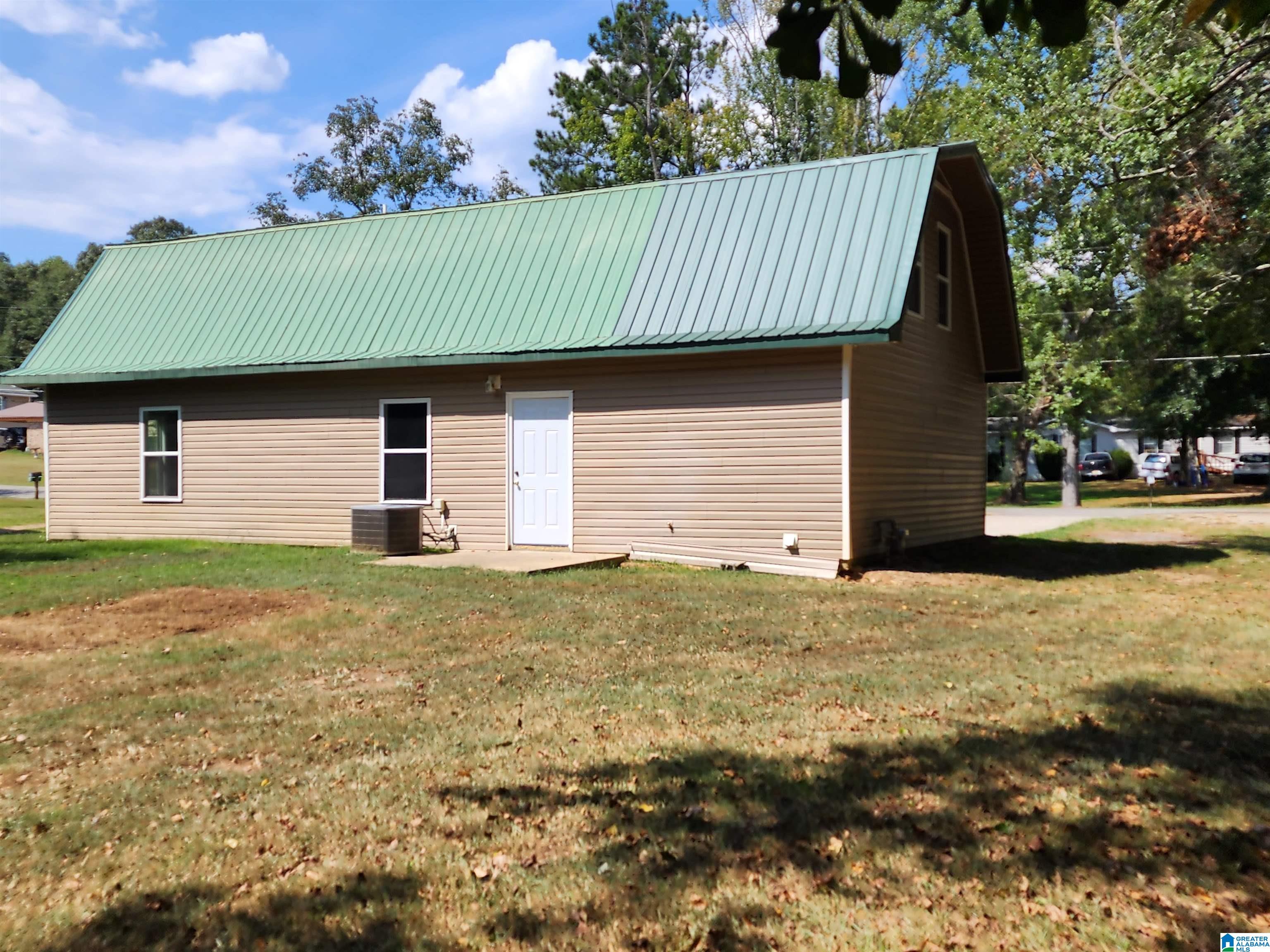 59 Rhodes Road Oxford, AL 36203 - Photo 4 of 26