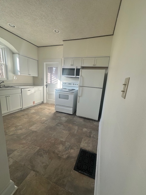 503 South Evans Street Bloomington, IL 61701 - Photo 10 of 23