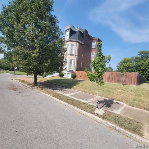 $275,000 | 3761 Finney Avenue, St. Louis, MO 63113