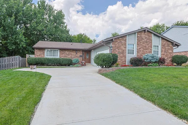 $277,000 | 1858 Fallbrook Lane, Cincinnati, OH 45240