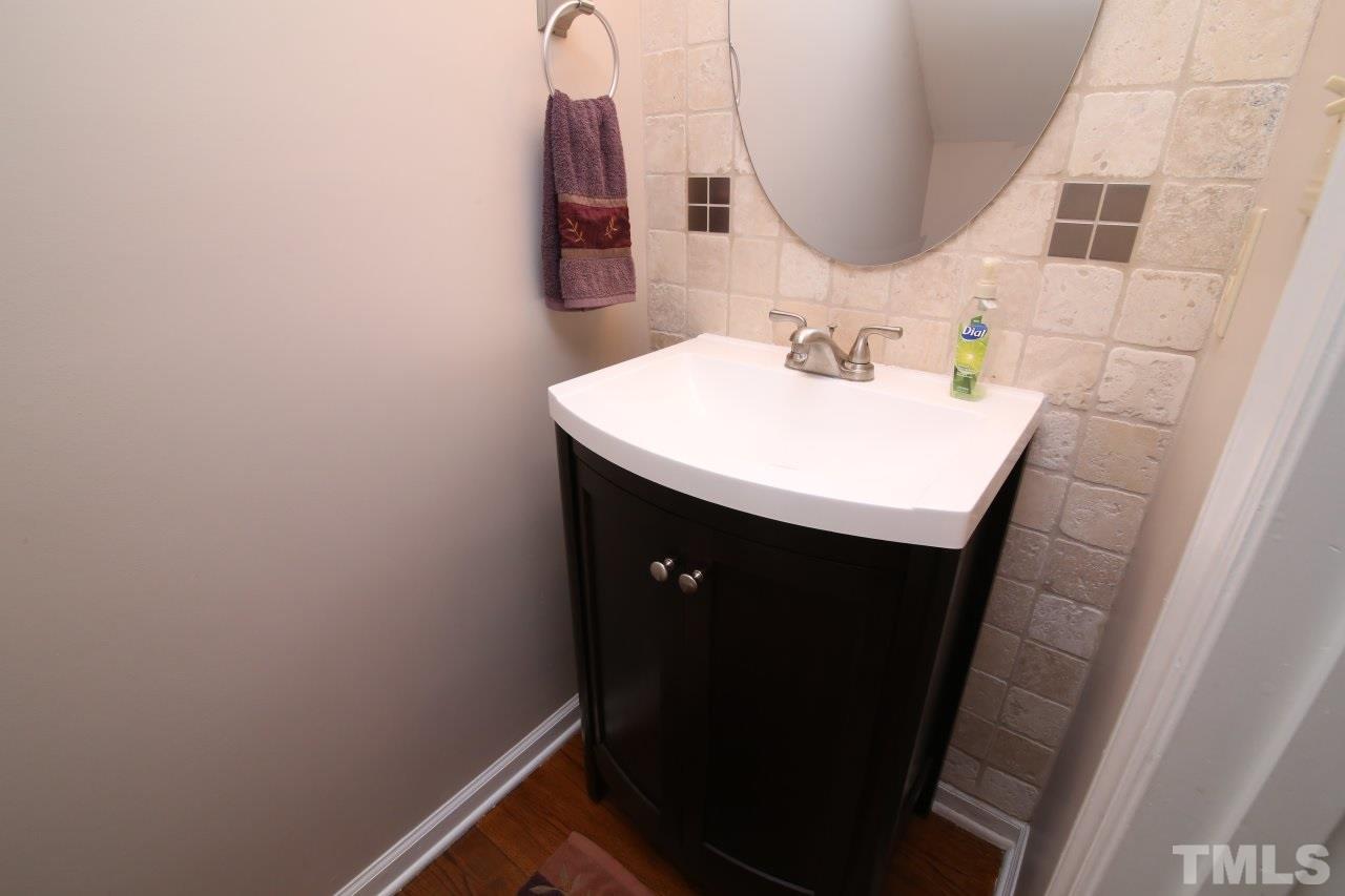 5313 Ridgeloch Place Raleigh, NC 27612 - Photo 13 of 25
