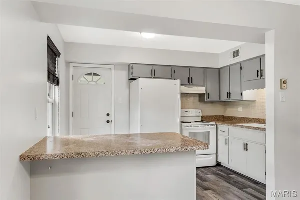 $105,000 | 1680 Herault Place, Unit C, St. Louis, MO 63125