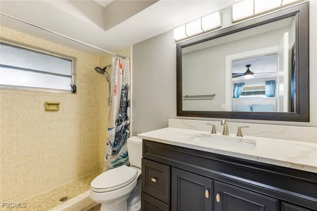 $319,000 | 3813 Southeast 10th Avenue, Cape Coral, FL 33904