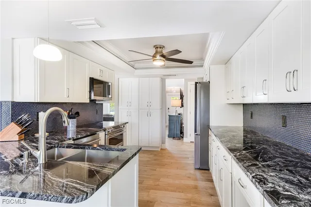 $319,000 | 3813 Southeast 10th Avenue, Cape Coral, FL 33904