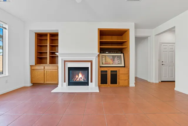 $499,000 | 775 Sweetwood Lane, Patterson, CA 95363