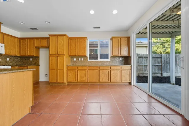 $499,000 | 775 Sweetwood Lane, Patterson, CA 95363