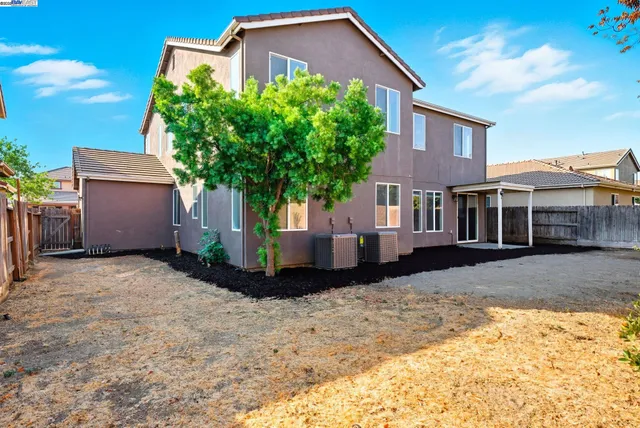 $499,000 | 775 Sweetwood Lane, Patterson, CA 95363