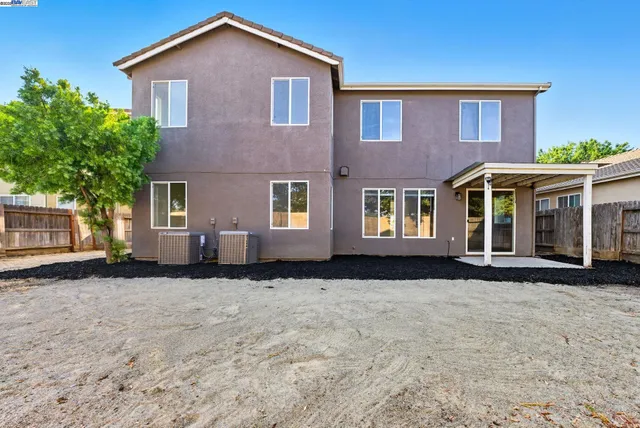$499,000 | 775 Sweetwood Lane, Patterson, CA 95363