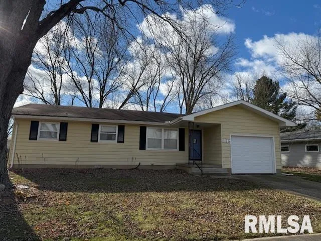 $75,000 | 105 Honey Lane, Colchester, IL 62326