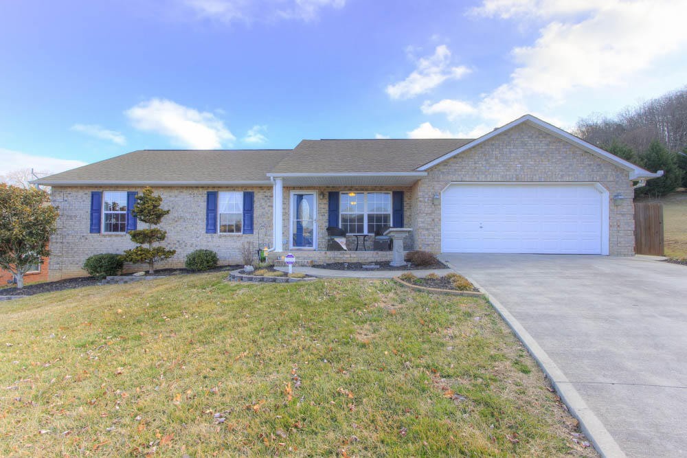 7014 Ghiradelli Road Knoxville, TN 37918 - Photo 3 of 23 Gallery Image 3