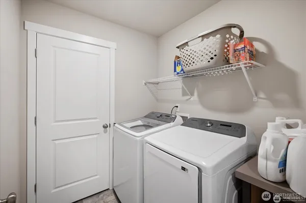 $3,200 | 11056 188th St Court East, Puyallup, WA 98374