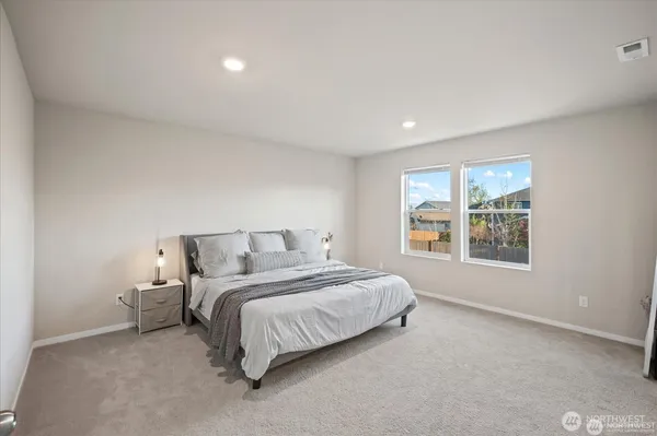 $3,200 | 11056 188th St Court East, Puyallup, WA 98374