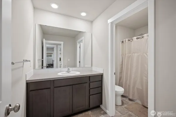 $3,200 | 11056 188th St Court East, Puyallup, WA 98374
