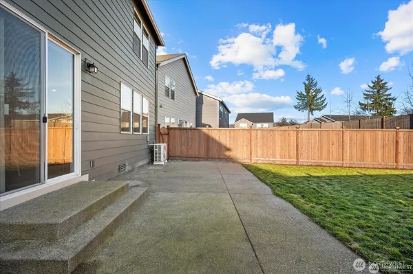 $3,200 | 11056 188th St Court East, Puyallup, WA 98374