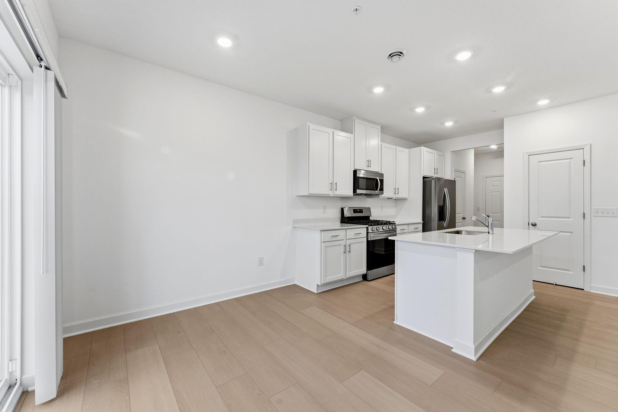 10521 Harbor Lane North Maple Grove, MN 55369 - Photo 4 of 20