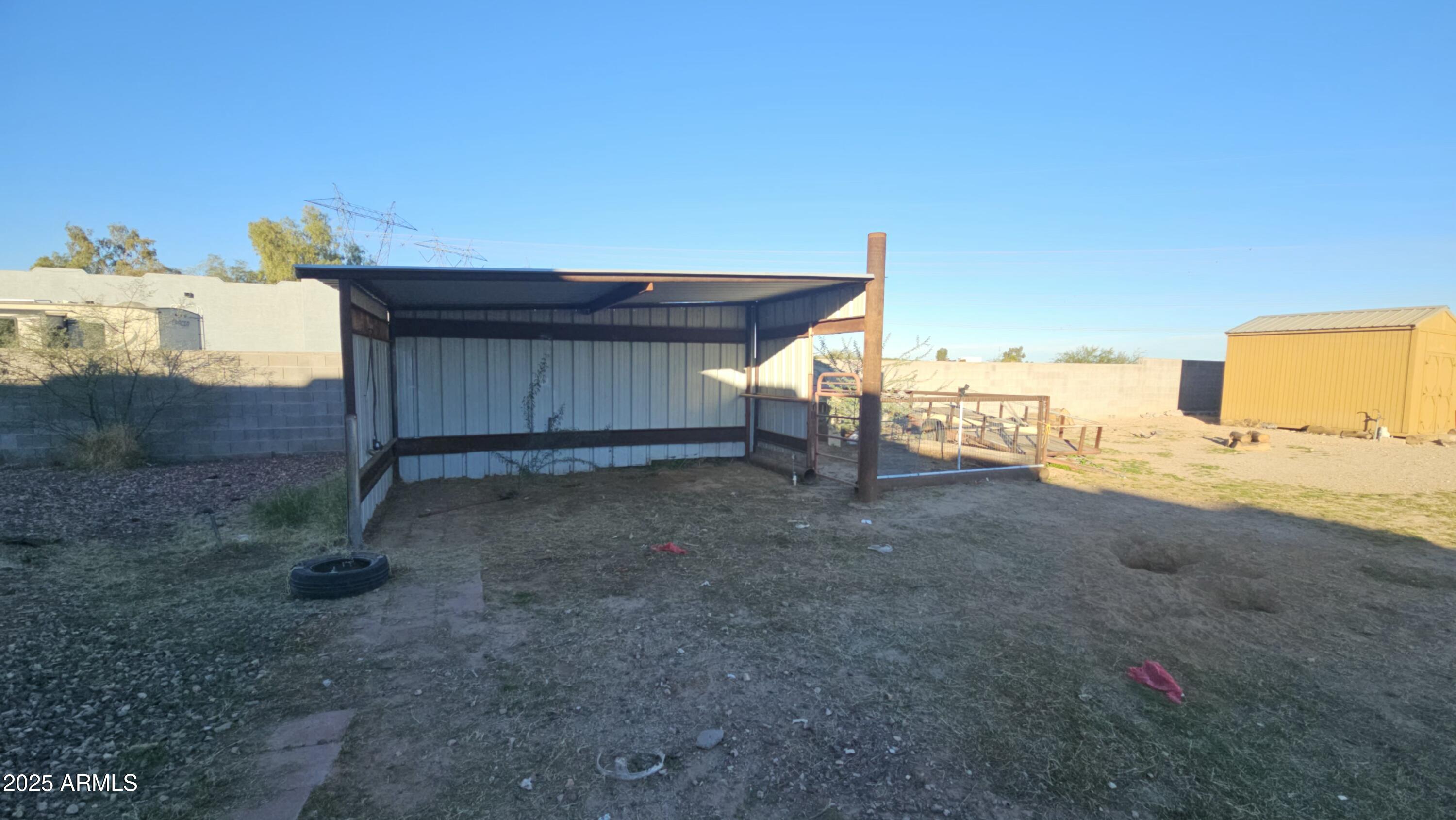 33340 West Lower Buckeye Road Tonopah, AZ 85354 - Photo 6 of 28 a view of outdoor space and yard