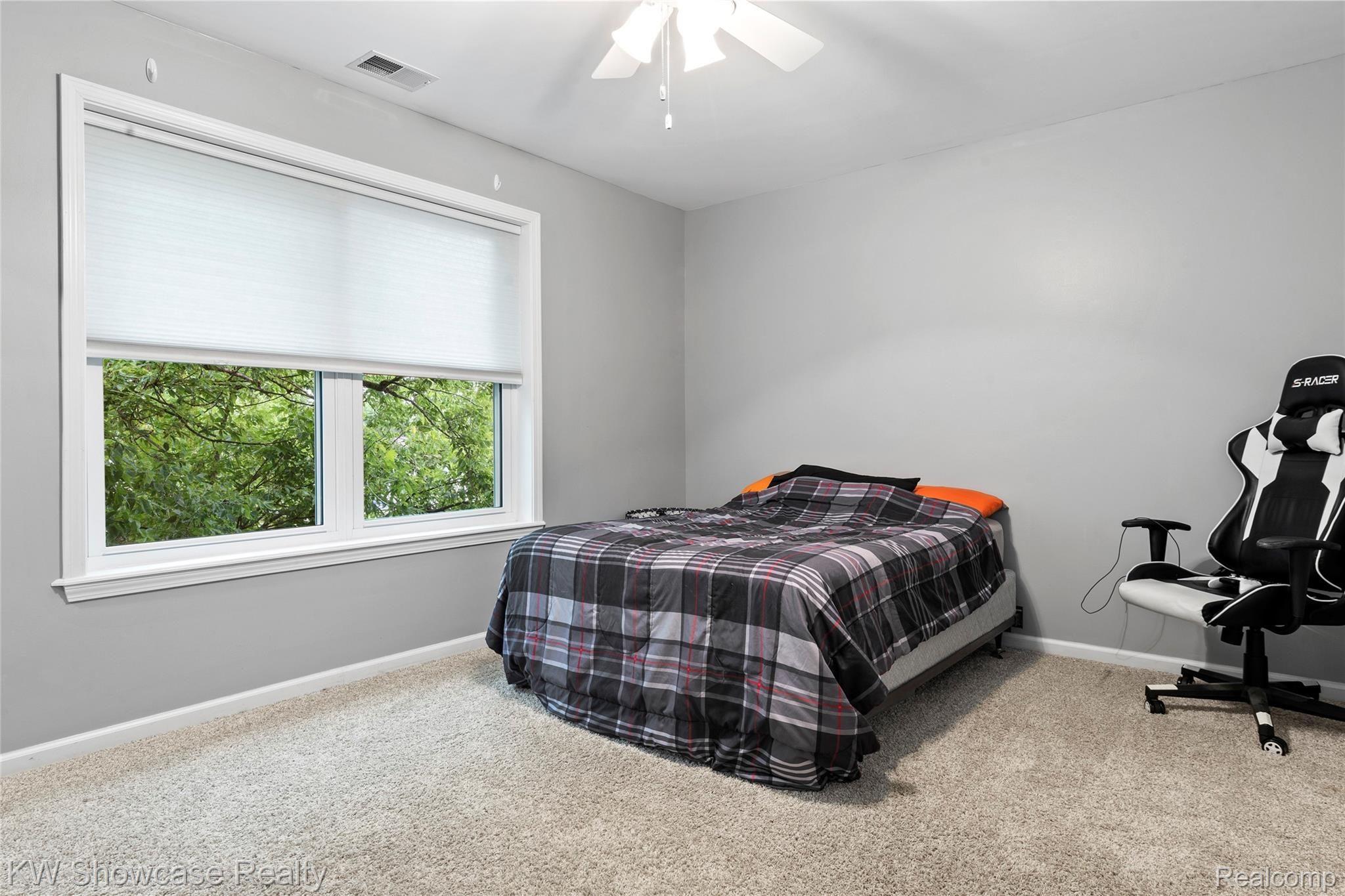 6150 Bullard Road Fenton, MI 48430 - Photo 35 of 59 DSC_1471.jpg