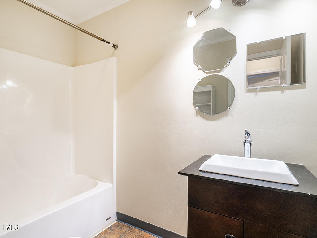 7261 McBane Mill Road Graham, NC 27253 - Photo 22 of 38 22 7261_McBaneMillRd Hallbath_MLS