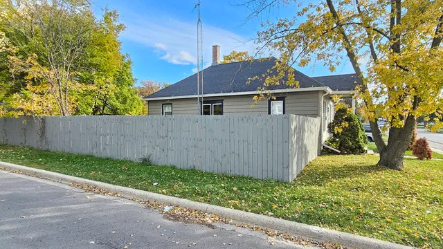 $239,900 | 426 North Hebbard Street, Joliet, IL 60432