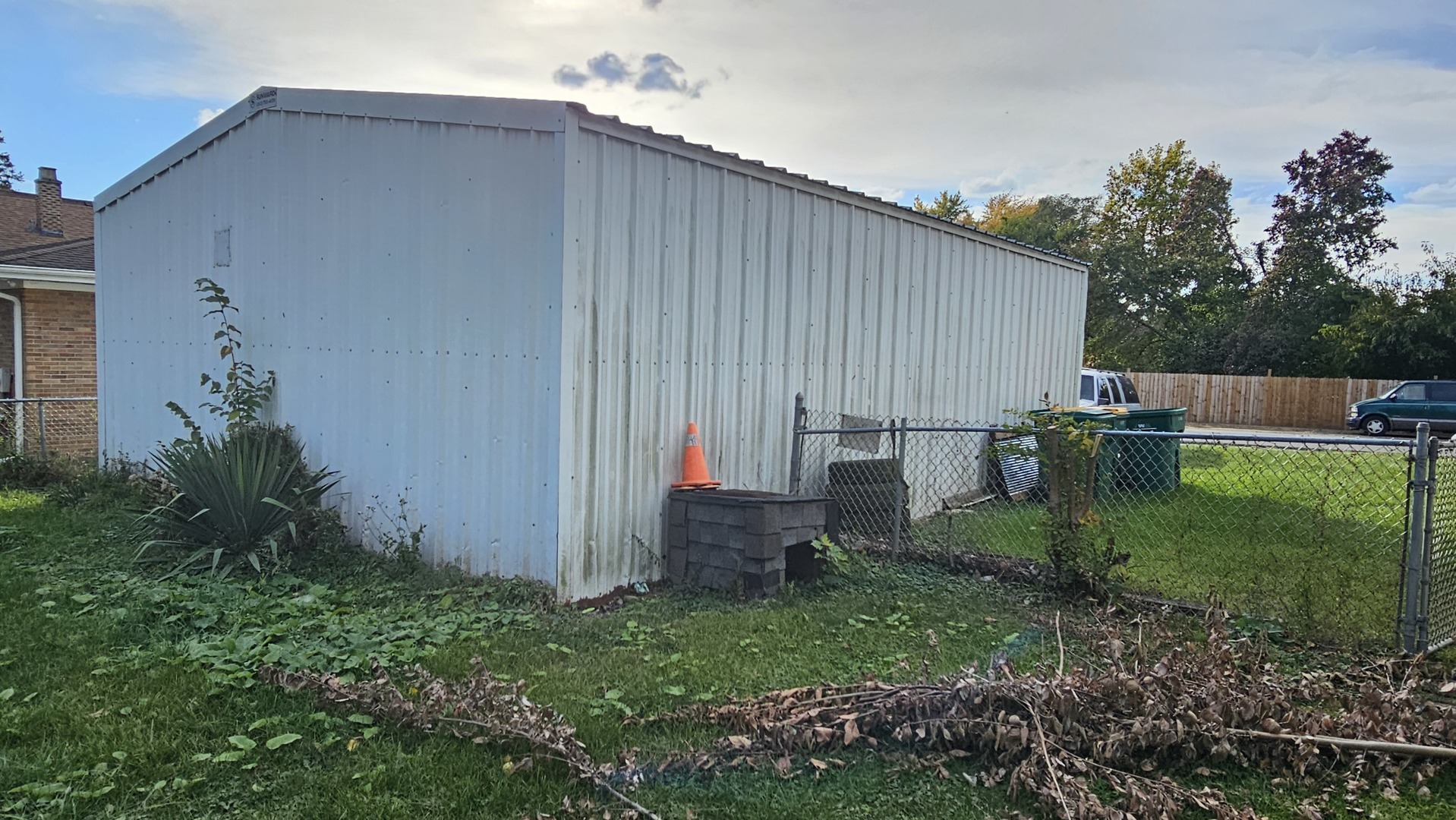426 North Hebbard Street Joliet, IL 60432 - Photo 8 of 42 a backyard view with a seating space