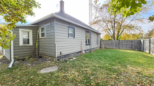 $239,900 | 426 North Hebbard Street, Joliet, IL 60432