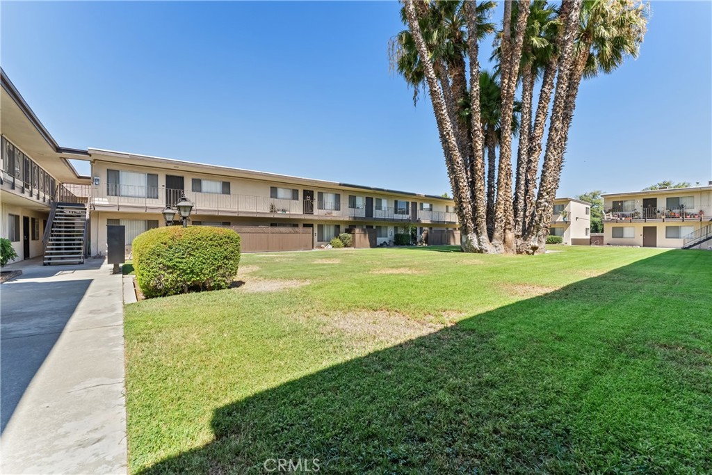 4641 Arlington Avenue Riverside, CA 92504 - Photo 5 of 33 a view of a house with a yard