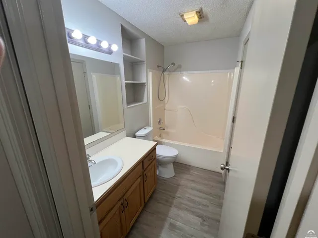 $249,900 | 1406 B Brighton Circle, Unit B, Lawrence, KS 66049