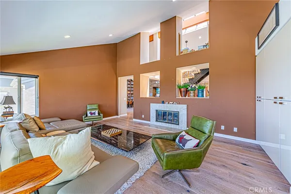 $2,690,000 | 6 Sirius, Unit 61, Irvine, CA 92603