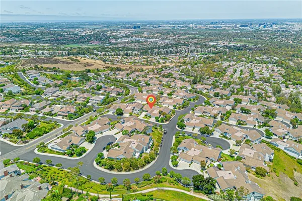 $2,690,000 | 6 Sirius, Unit 61, Irvine, CA 92603