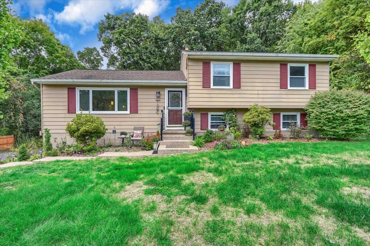 80 Mandalay Drive, Poughkeepsie, NY 12603 Compass