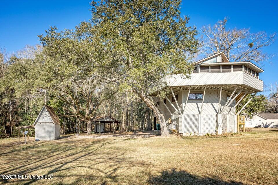 7417 Bluff Point Road Gautier, MS 39553 - Photo 2 of 49 BP3